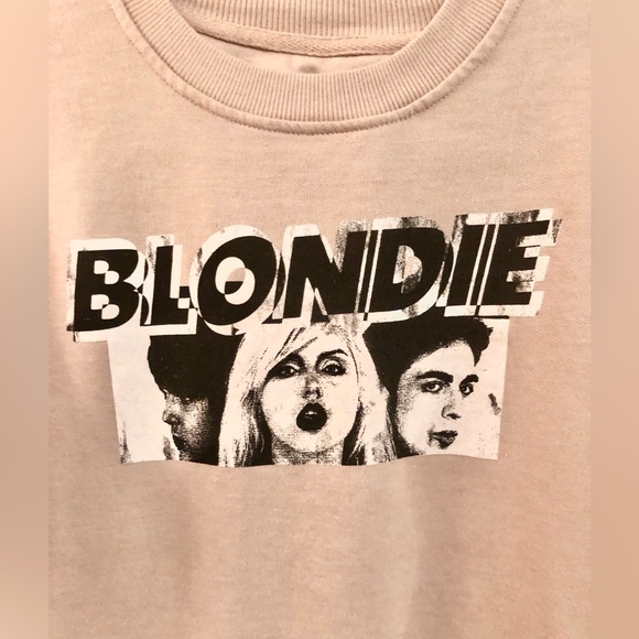 Blondie Graphic Crewneck Sweatshirt Blush Pink Buff Neutral 80s Rock Band Medium - Picture 3 of 5